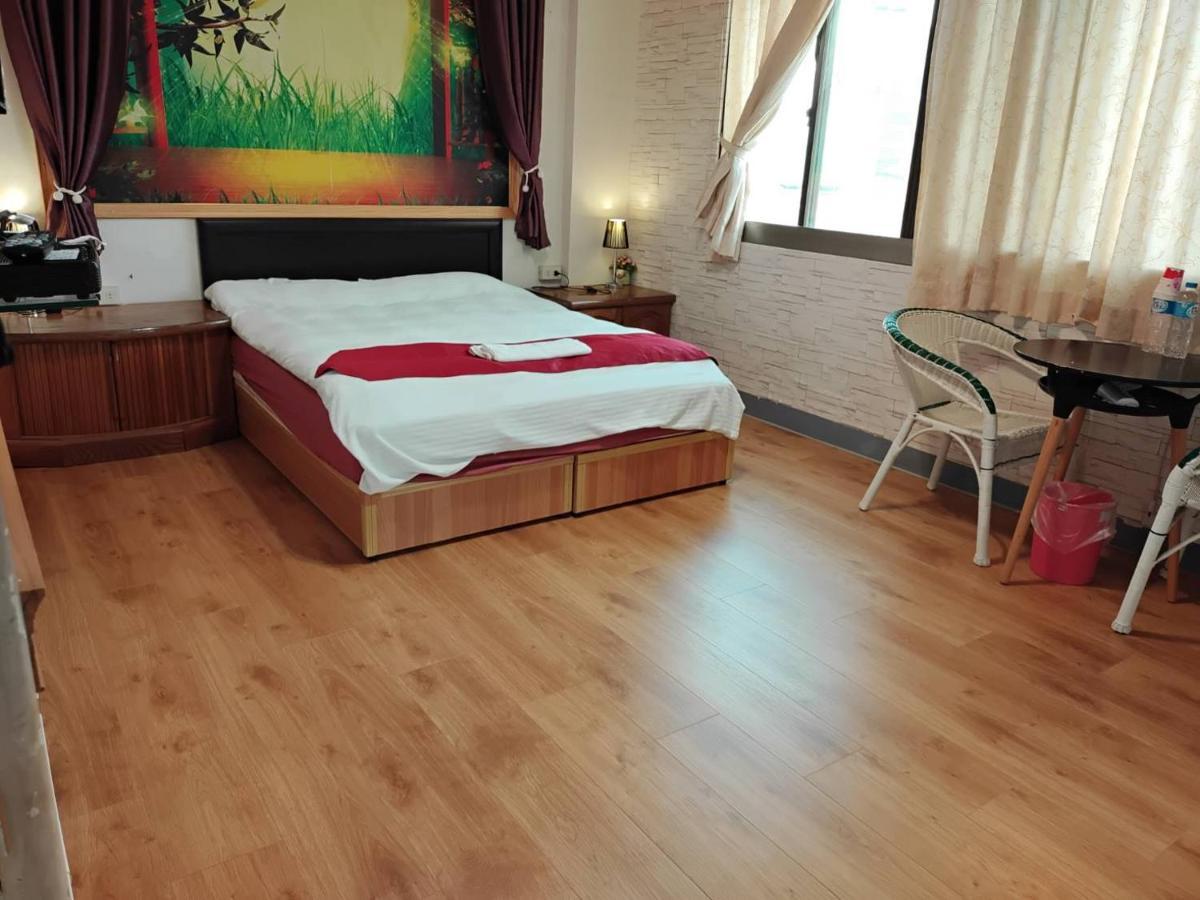 Tainan Suite II Kültér fotó